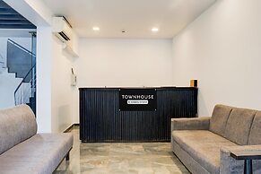 Cozy Deluxe Stays at Balewadi Pune