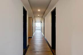 Cozy Deluxe Stays at Balewadi Pune