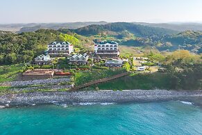 Ocean The Hill