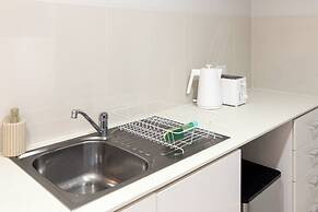 Smart Suites Self Check-in Apartments - 18 Darnley