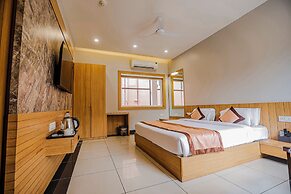 Hotel Mukut Mani Govardhan