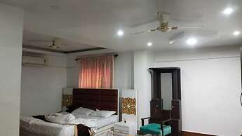 The Royal Suites