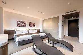 CINQS Hotel