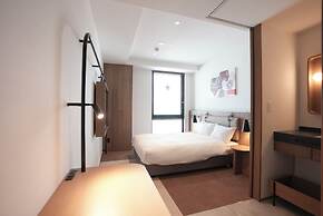 CINQS Hotel