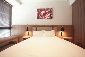 CINQS Hotel