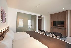 CINQS Hotel