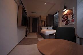 CINQS Hotel