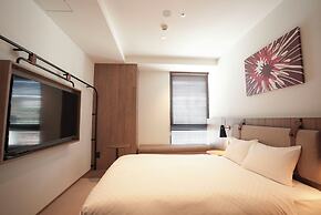 CINQS Hotel