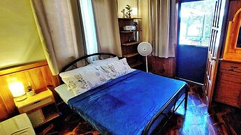 Room-premium Deluxe Room 2c-2ndf