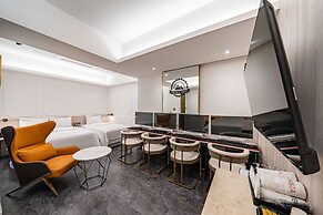 Insta Hotel - Main Branch
