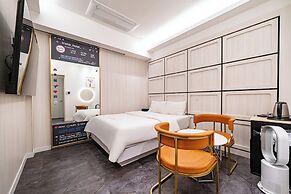 Insta Hotel - Main Branch
