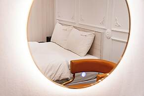 Insta Hotel - Main Branch