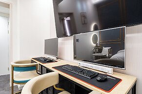 Insta Hotel - Main Branch