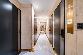 Insta Hotel - Main Branch