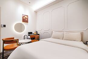 Insta Hotel - Main Branch