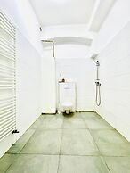 10BR Apt for Groups 8Min to Rathausplatz