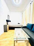 10BR Apt for Groups 8Min to Rathausplatz