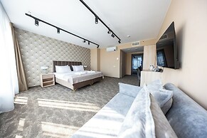 Suncity Hotel & SPA
