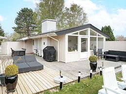 4 Star Holiday Home in Dronningmolle