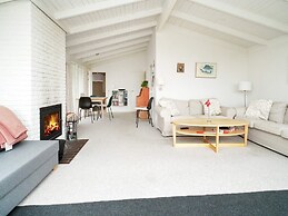 4 Star Holiday Home in Dronningmolle