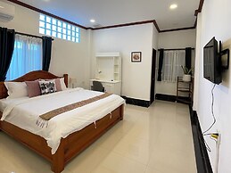 Vanida Hotel
