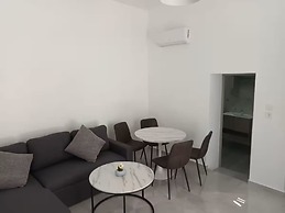 The Sun House in Paradisi