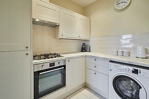 Host Stay 3 Metropole Towers