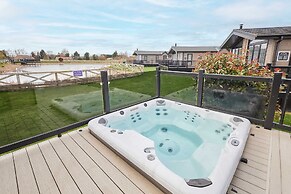Host Stay The Riverside Lodge