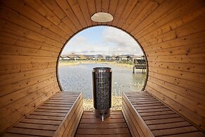 Host Stay Newport Bridge Lodge