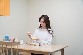 KOREA HAPPY HOUSE