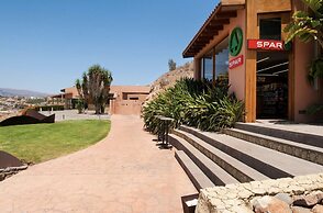 Chalet in Maspalomas With Heated Pool