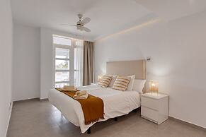 Apartment in Playa de Mogan With Sea Views