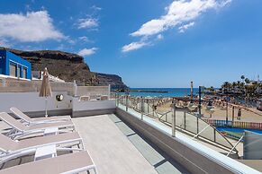 Apartment in Playa de Mogan With Sea Views