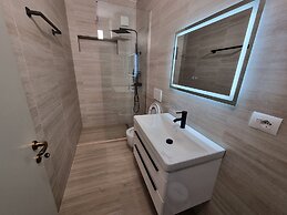Bes' Sea View Studio