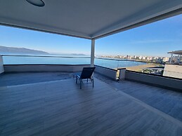 Bes' Sea View Studio