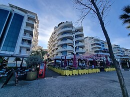 Bes' Sea View Studio