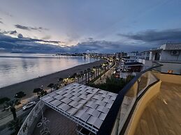 Bes' Sea View Studio