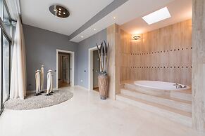 Villa in Anfi Tauro Near Beach & Golf