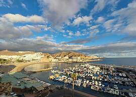 Beachfront Apartment in Playa de Mogan