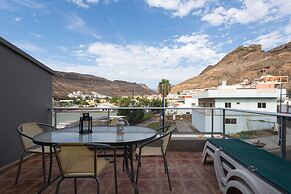 Beachfront Apartment in Playa de Mogan
