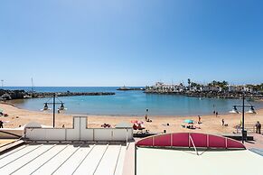 Beachfront Apartment in Playa de Mogan