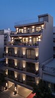 THE NIXON Suite and Apartments Hotel