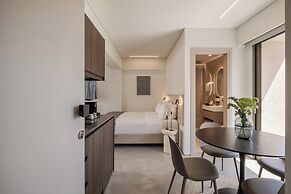 THE NIXON Suite and Apartments Hotel