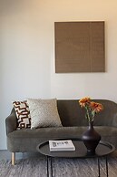 THE NIXON Suite and Apartments Hotel