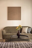 THE NIXON Suite and Apartments Hotel