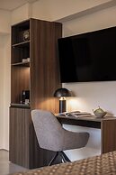 THE NIXON Suite and Apartments Hotel