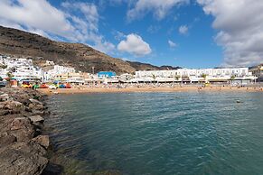 Apartment in Playa de Mogan by the Beach