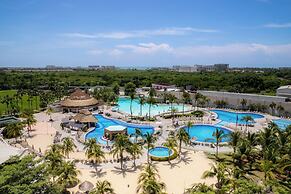 Palacio Mundo Imperial All Inclusive Resort