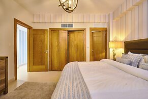 Beachfront Condos Las Olas Sleeps 6
