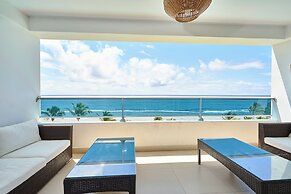 Beachfront Condos Las Olas Sleeps 6